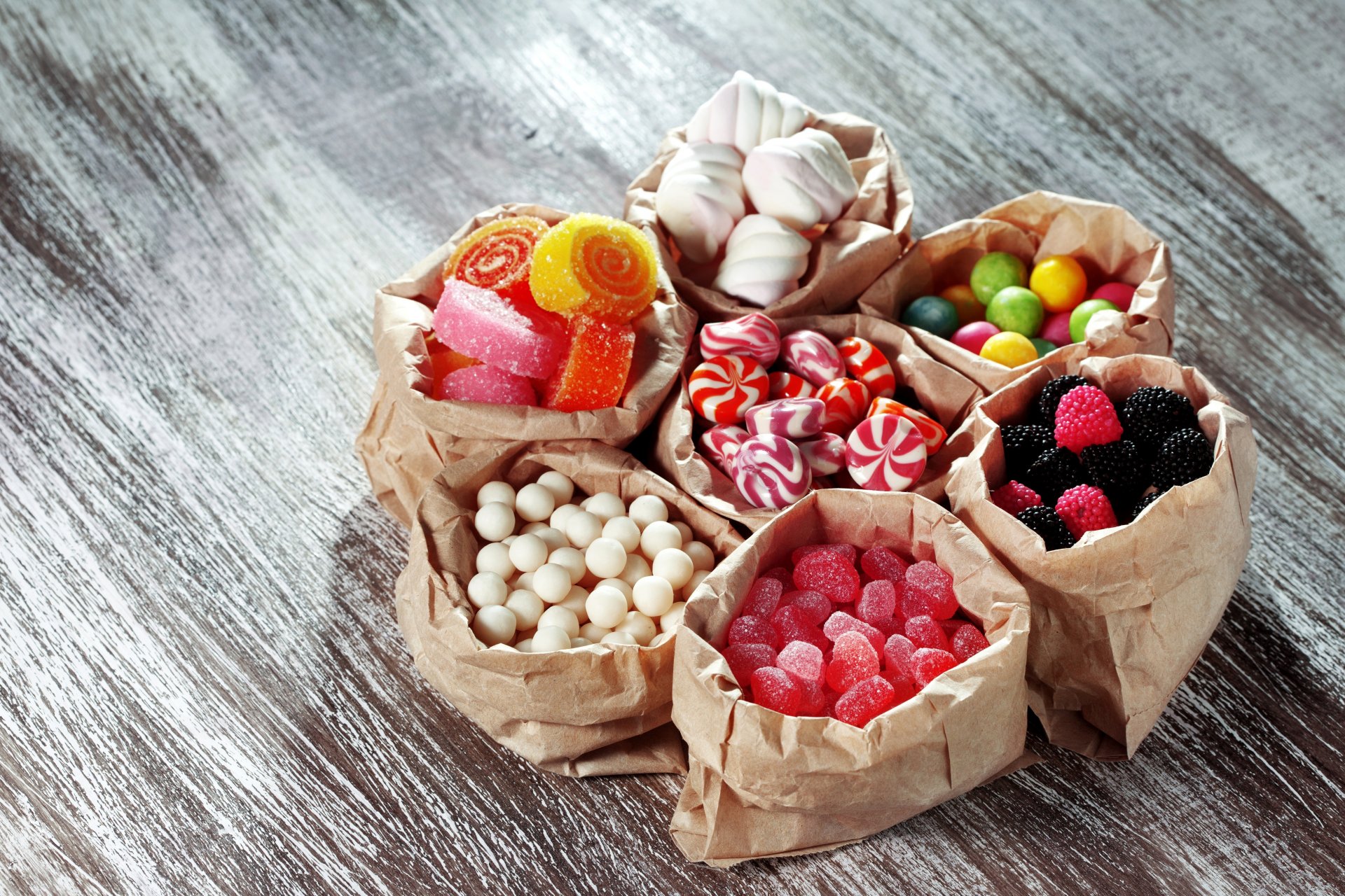 dulces surtidos dulces piruletas mermelada marshmallow bolsitas de té