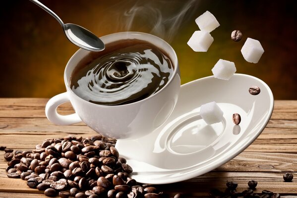 Taza de café en el altavoz
