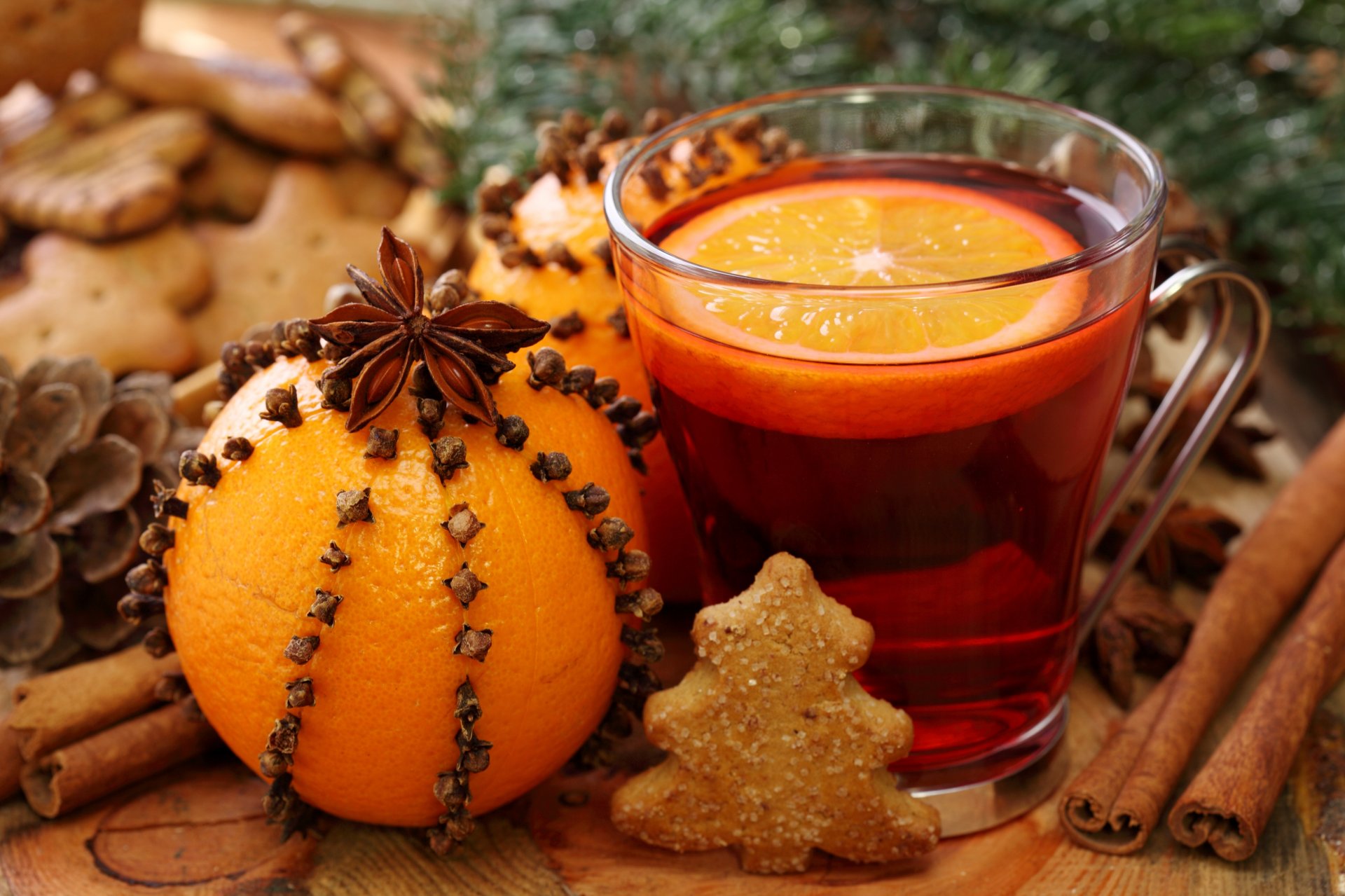 vino caliente bebida galletas clavo de olor naranja canela anís anís vacaciones año nuevo navidad