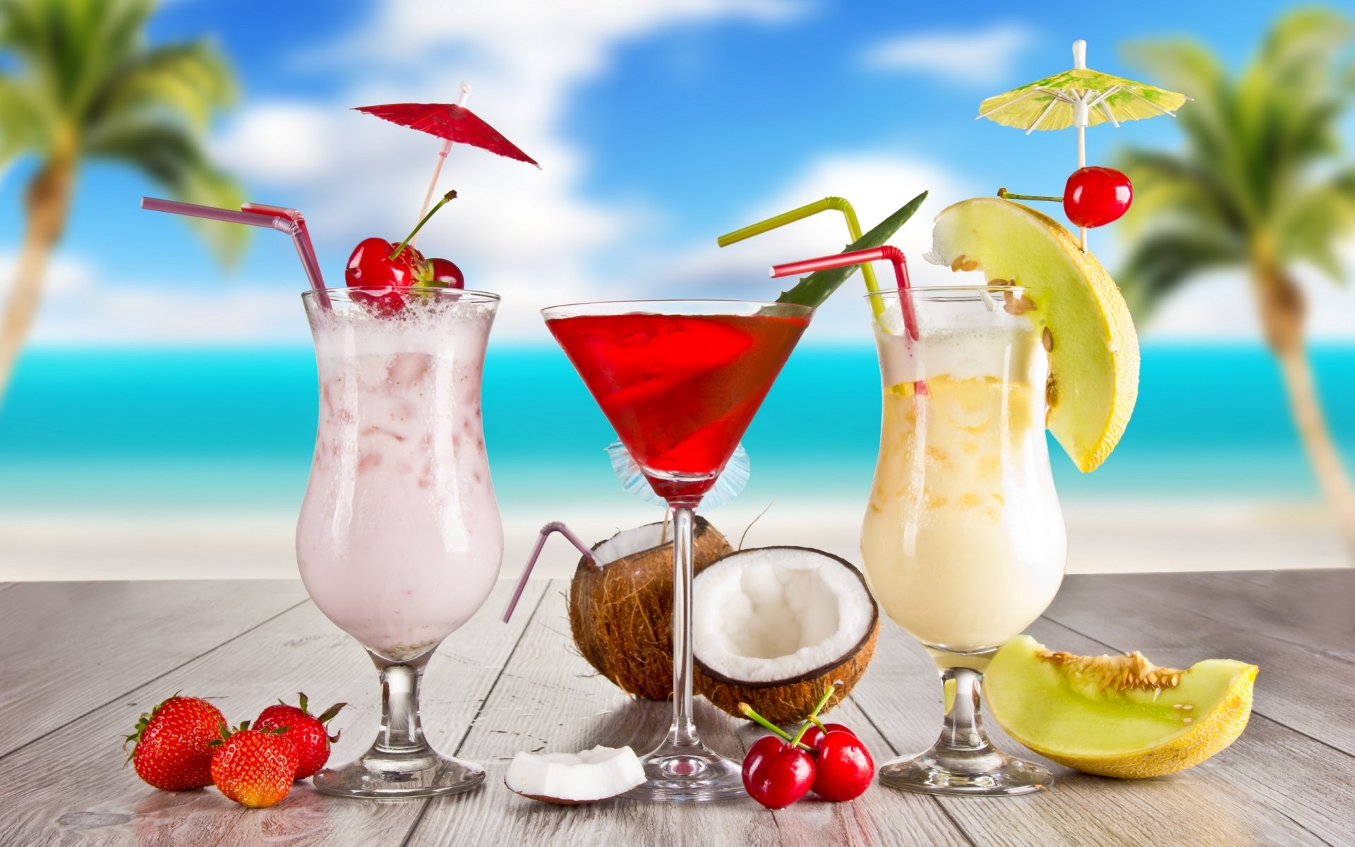 été nourriture cocktail smoothies fruits fraise cerise noix de coco lunettes melons été