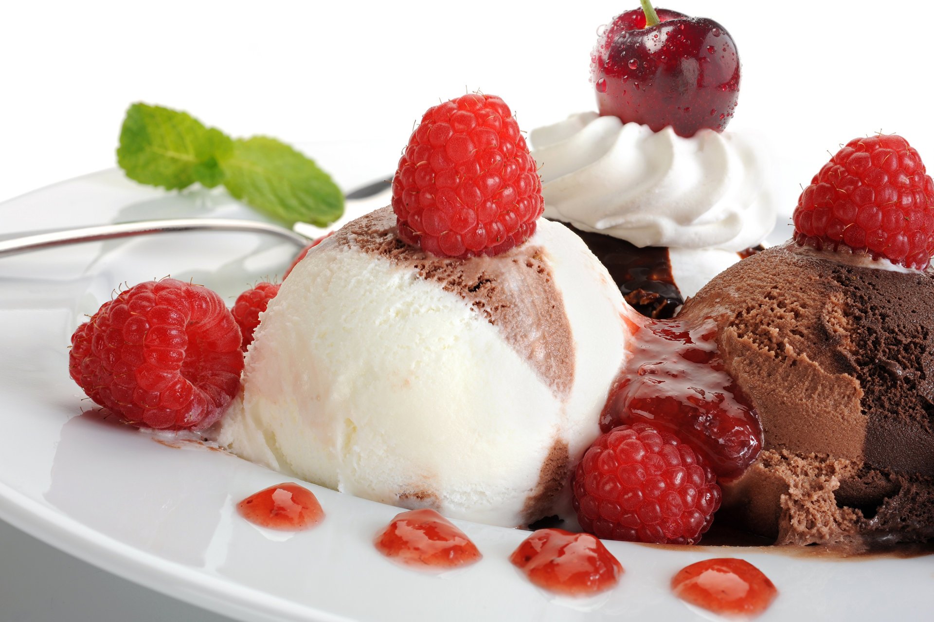 ice cream cream chocolate raspberry cherry jam sweet dessert