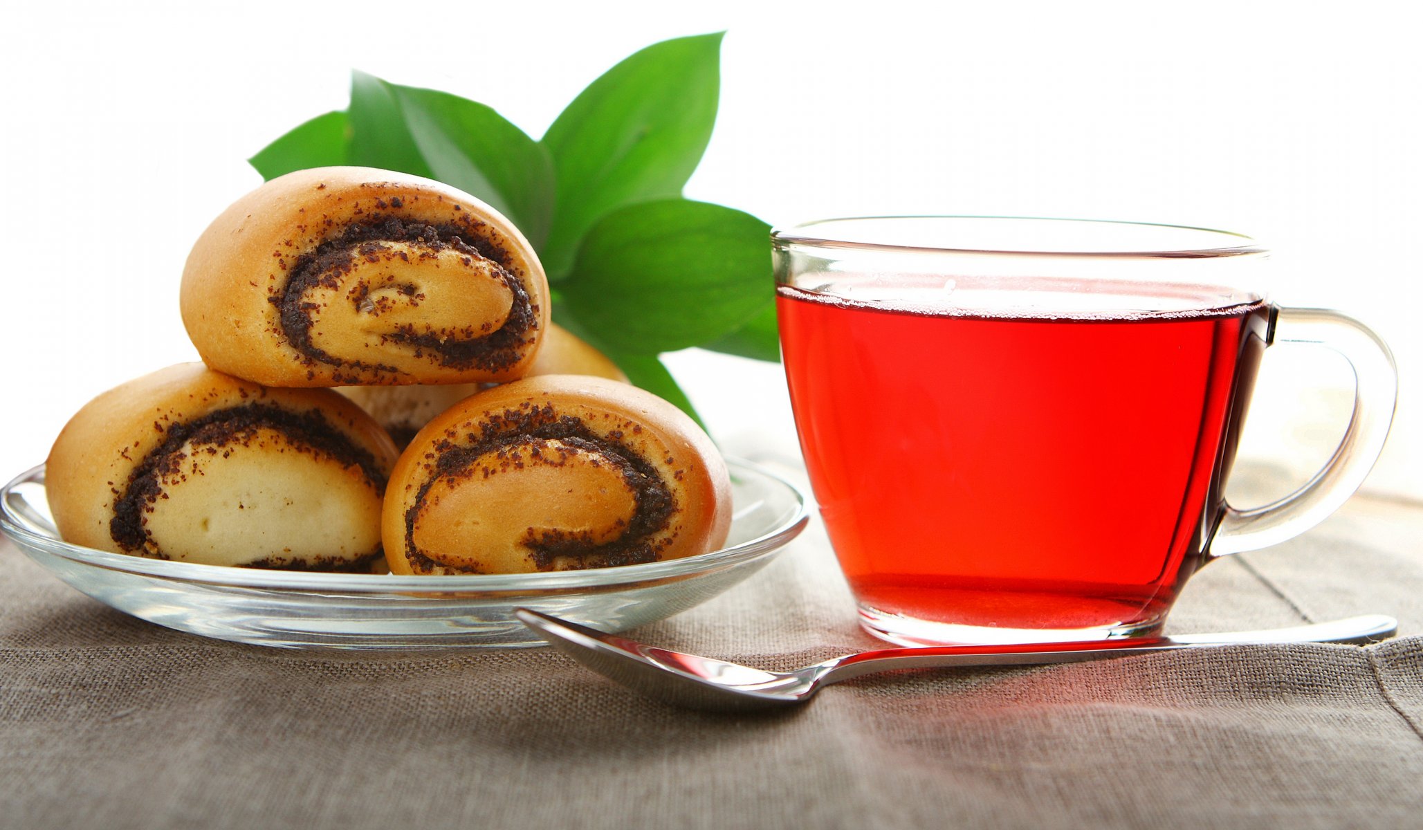 tè muffin papavero tazza piattino vetro cucchiaio