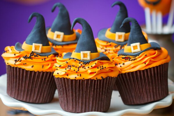 Cupcakes Halloween sur un plateau