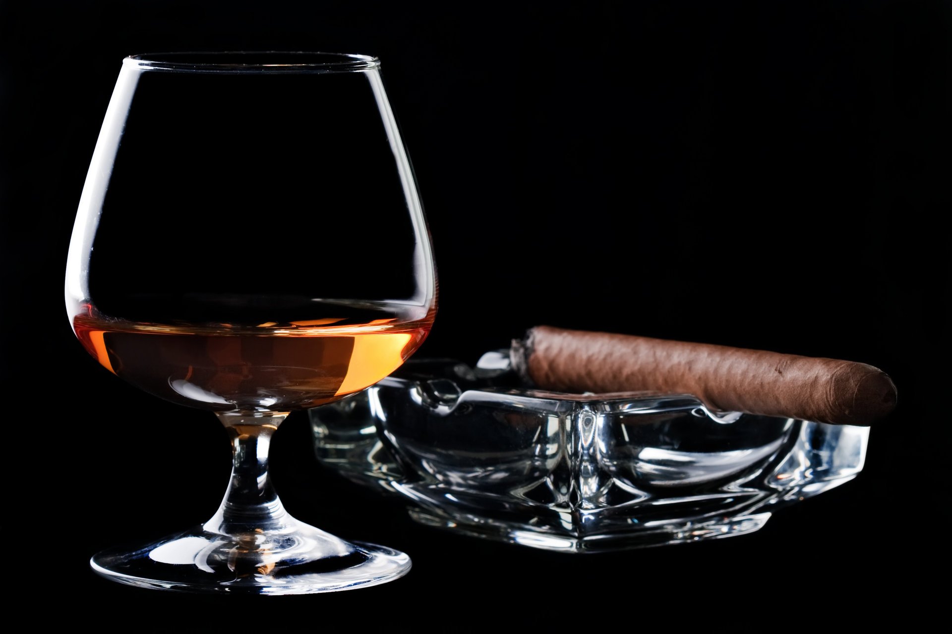 coñac cigarro esteta