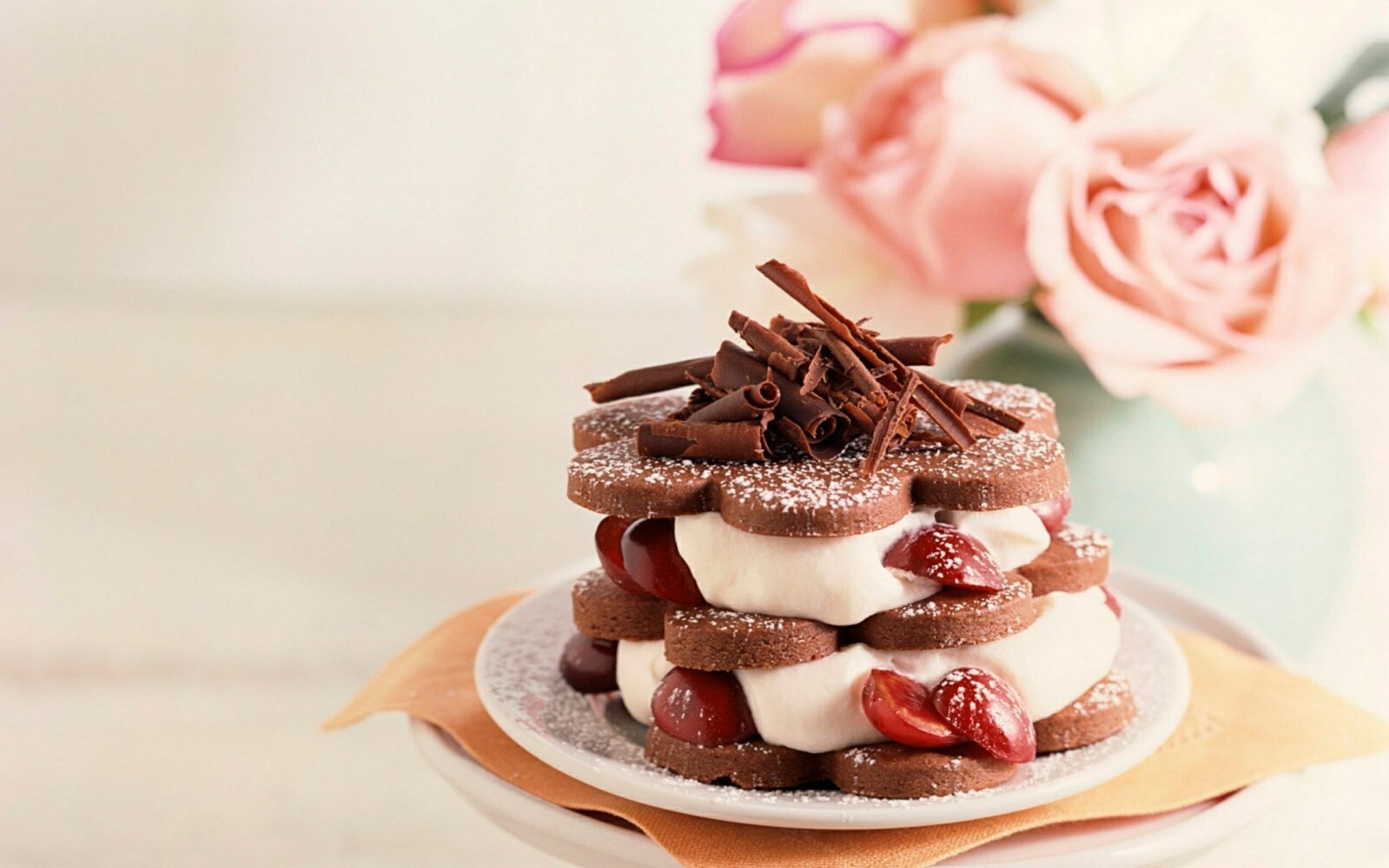essen dessert kuchen süße lecker schokolade creme kirsche rosen