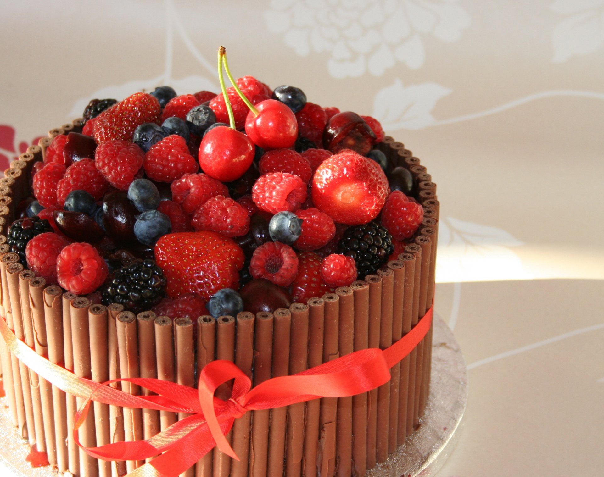 chocolate cake fruit