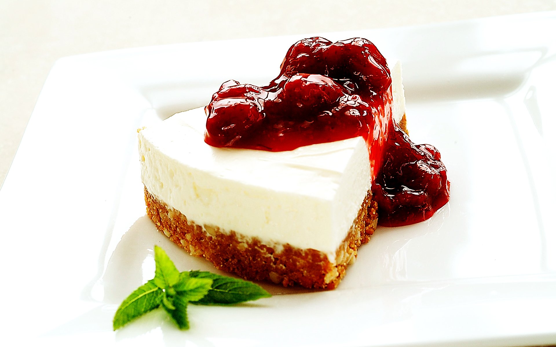 food sweet cake cake cake cheesecake dessert jam sponge cake leaf