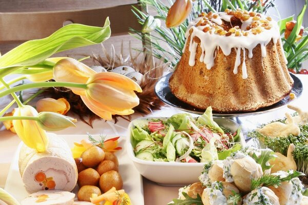Osterkuchen, Tulpen und mageres Essen