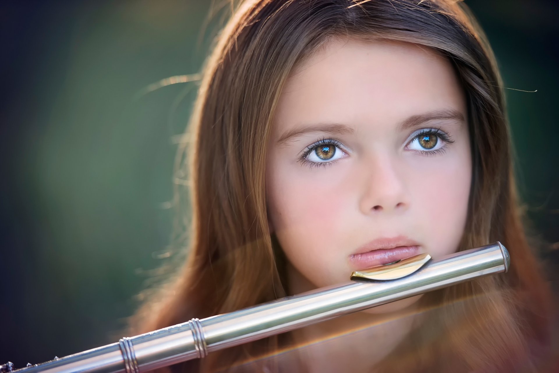 retrato niña flauta