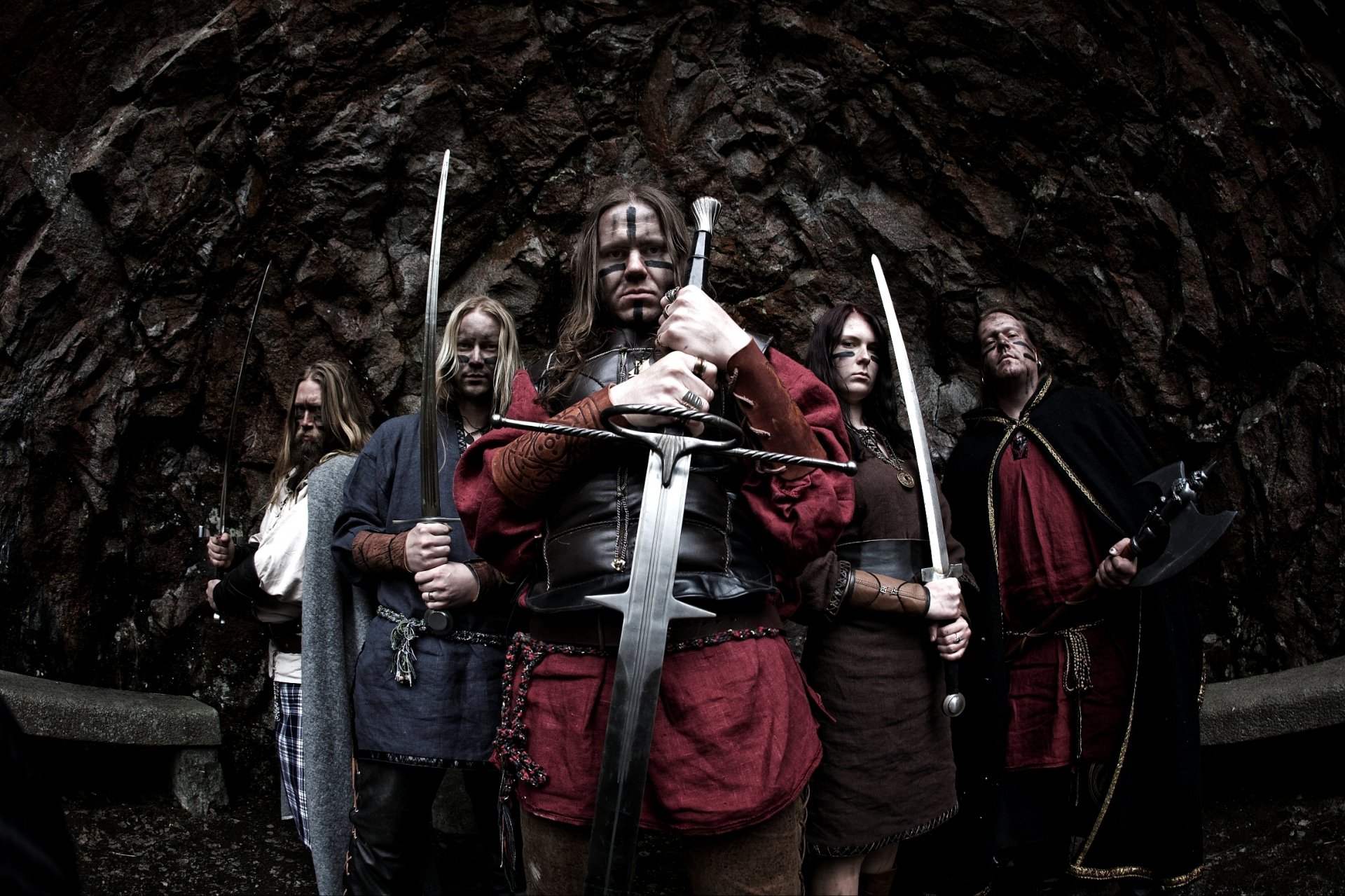 métal païen ensiferum finlande rock épée