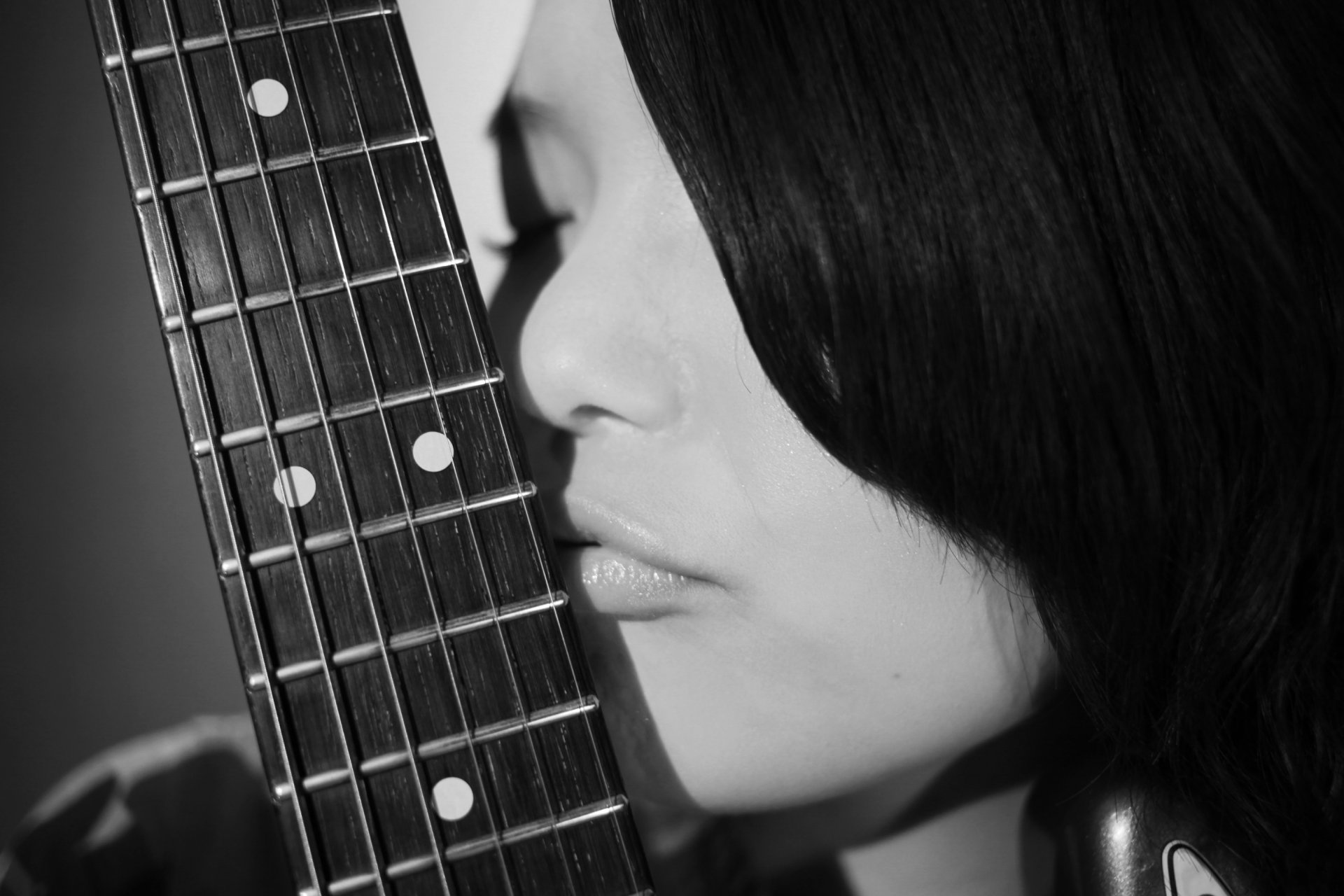 ragazza chitarra musica