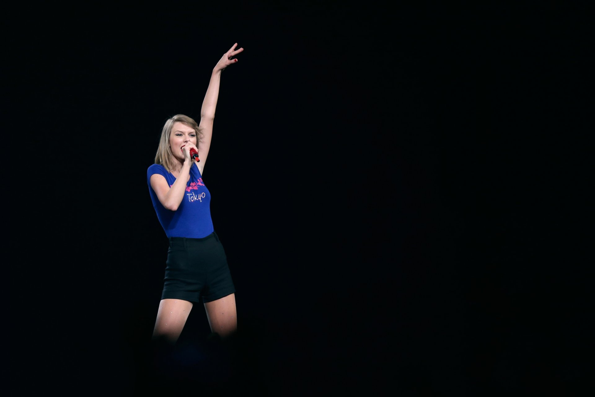 taylor swift tournée rouge tokyo performance