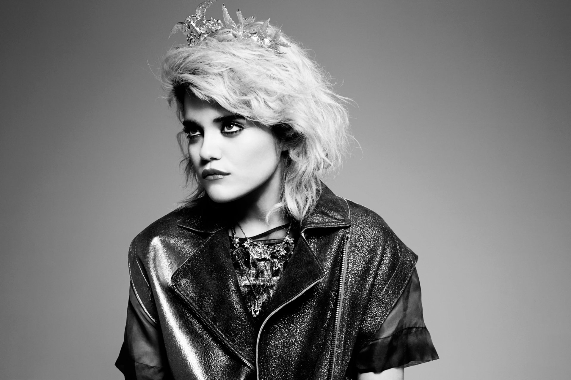 sky ferreira aturdido y confundido