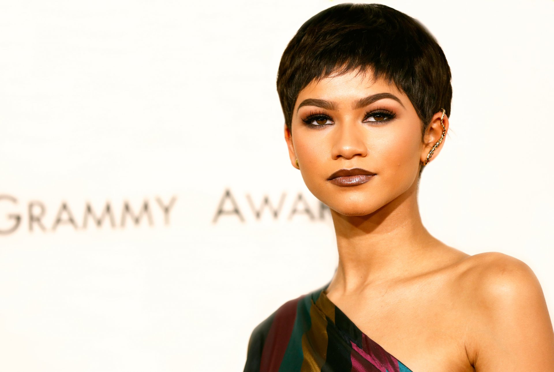 zendaya coleman zendaya cantante estadounidense bailarina premios grammy 57ª ceremonia de los grammy