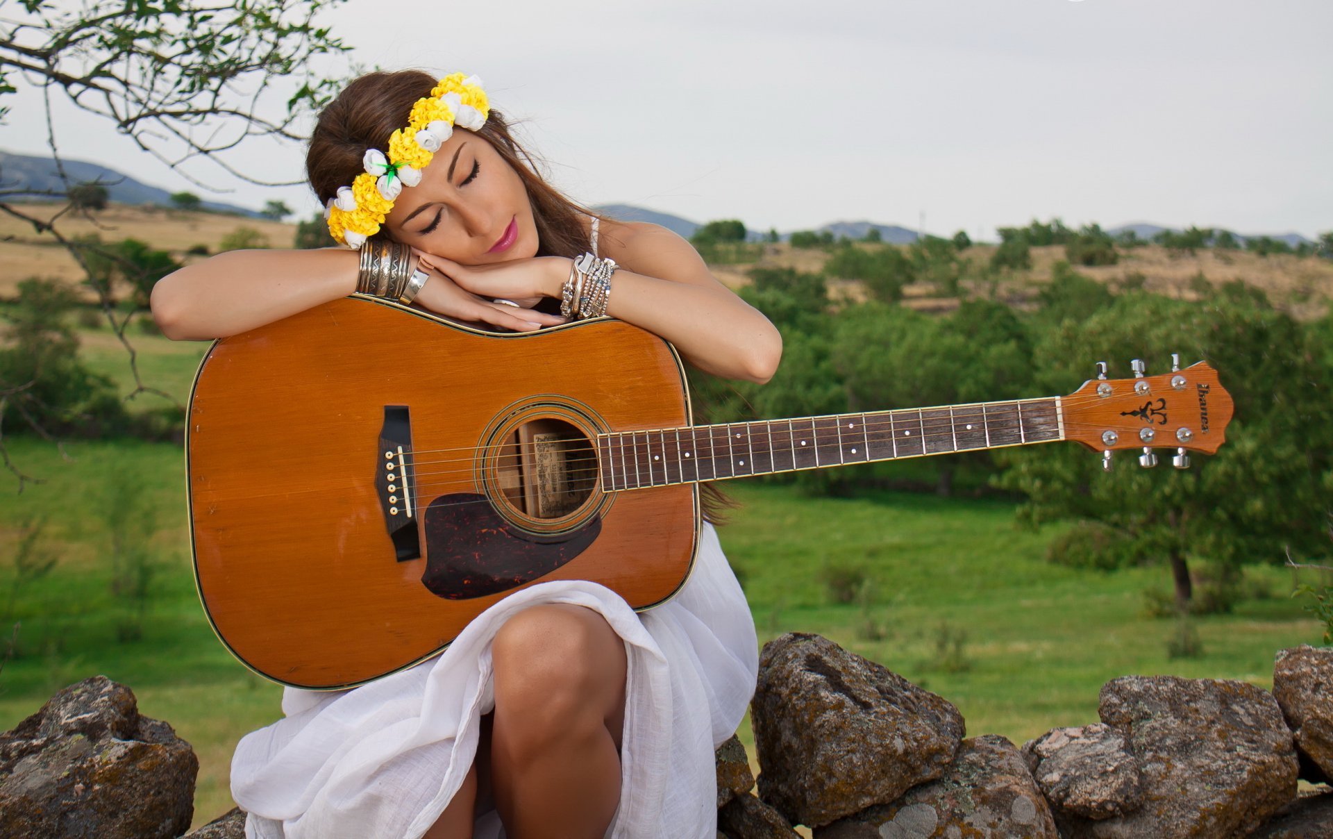 ragazza chitarra musica