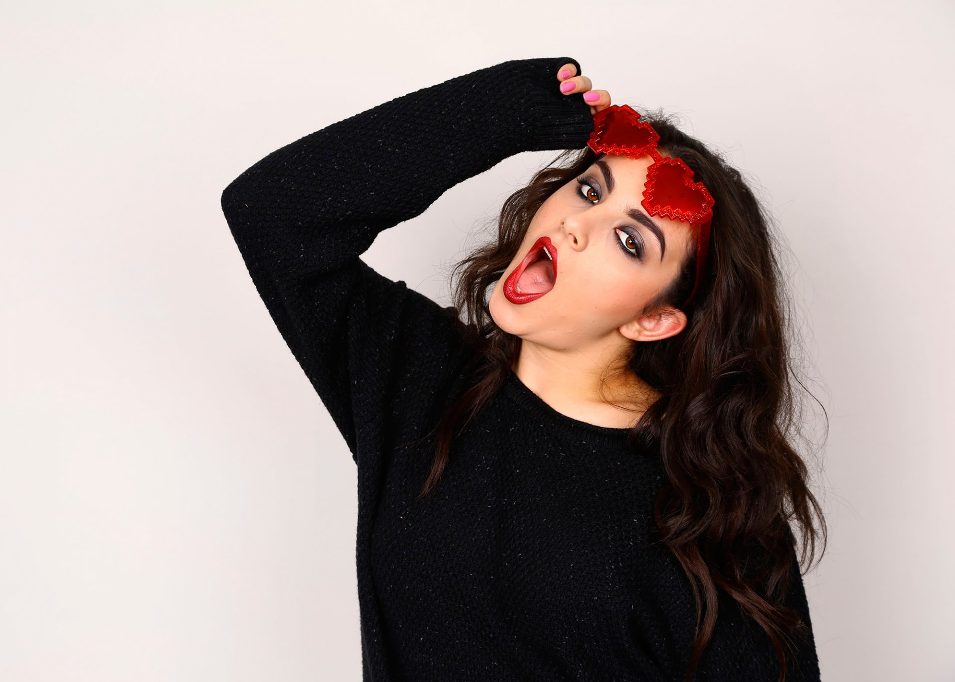 charli xcx charlotte emma aitchison photoshoot jingle ball