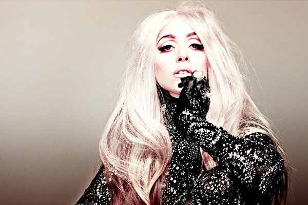 Lady Gaga with white hair