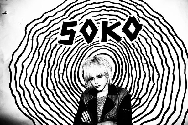 Sesión de fotos de la cantante francesa Soko