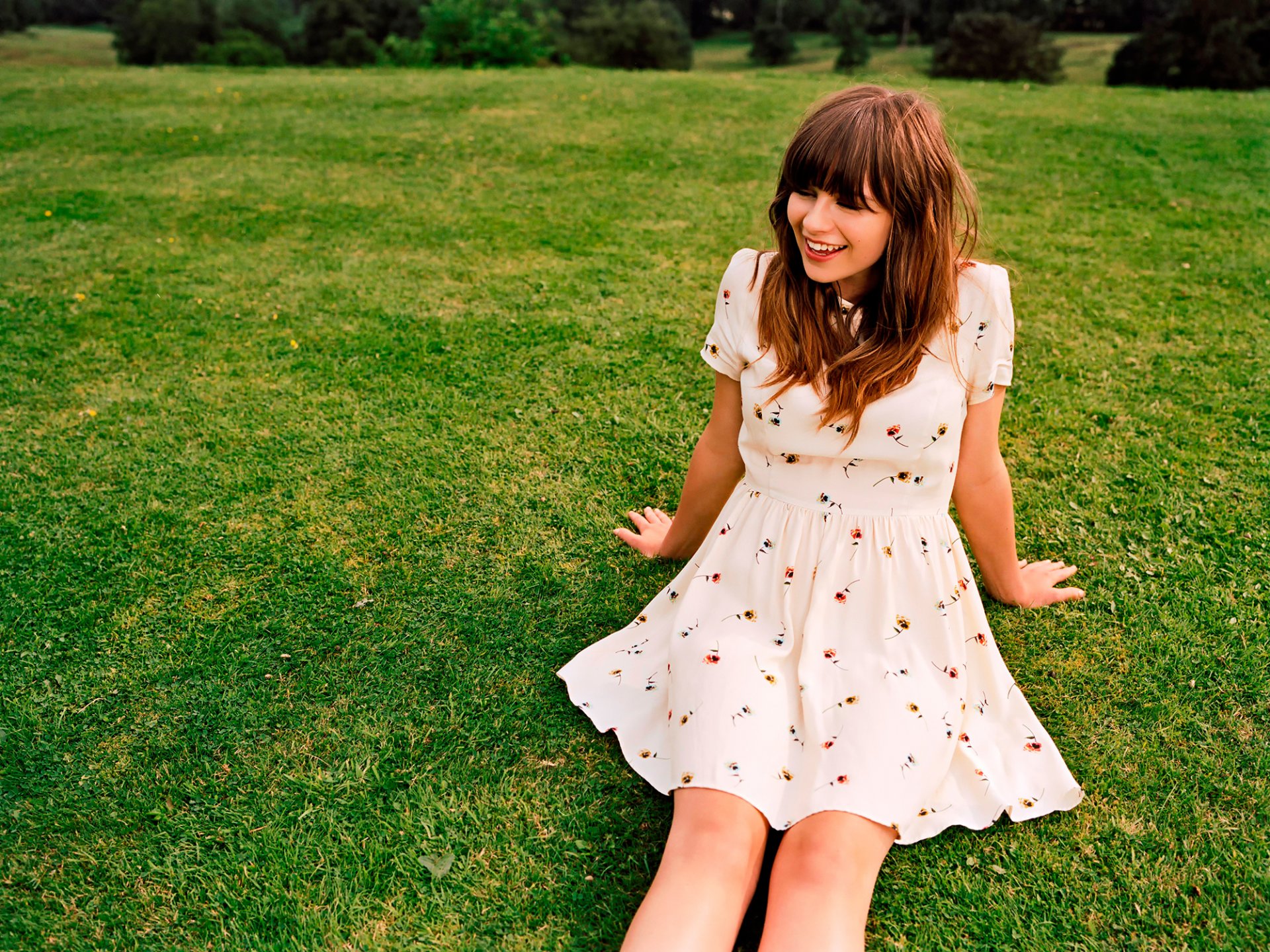 gabrielle aplin gabrielle aplin servizio fotografico musica album pioggia inglese