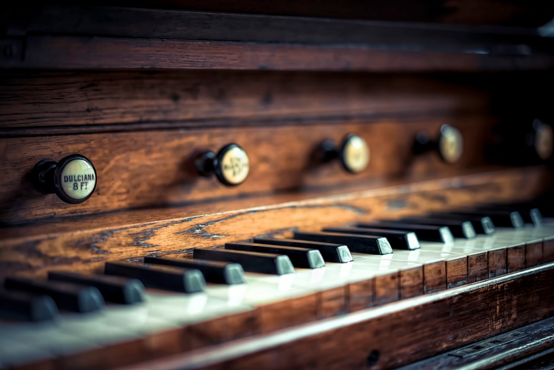 church organ key close up