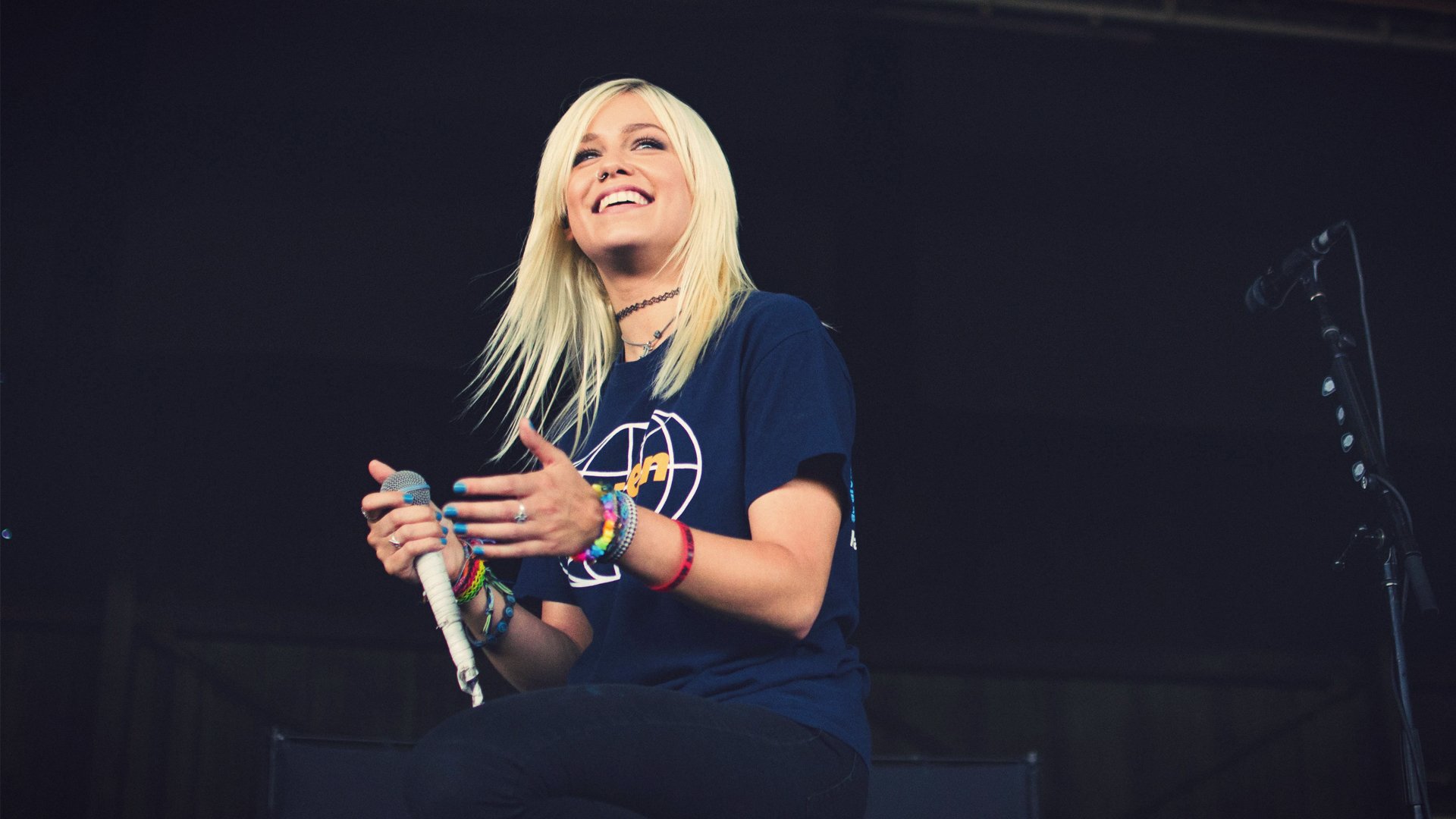 aujourd hui en vie musique fille pop rock australien jenna mcdougall jenna mcdougall chanteuse blonde