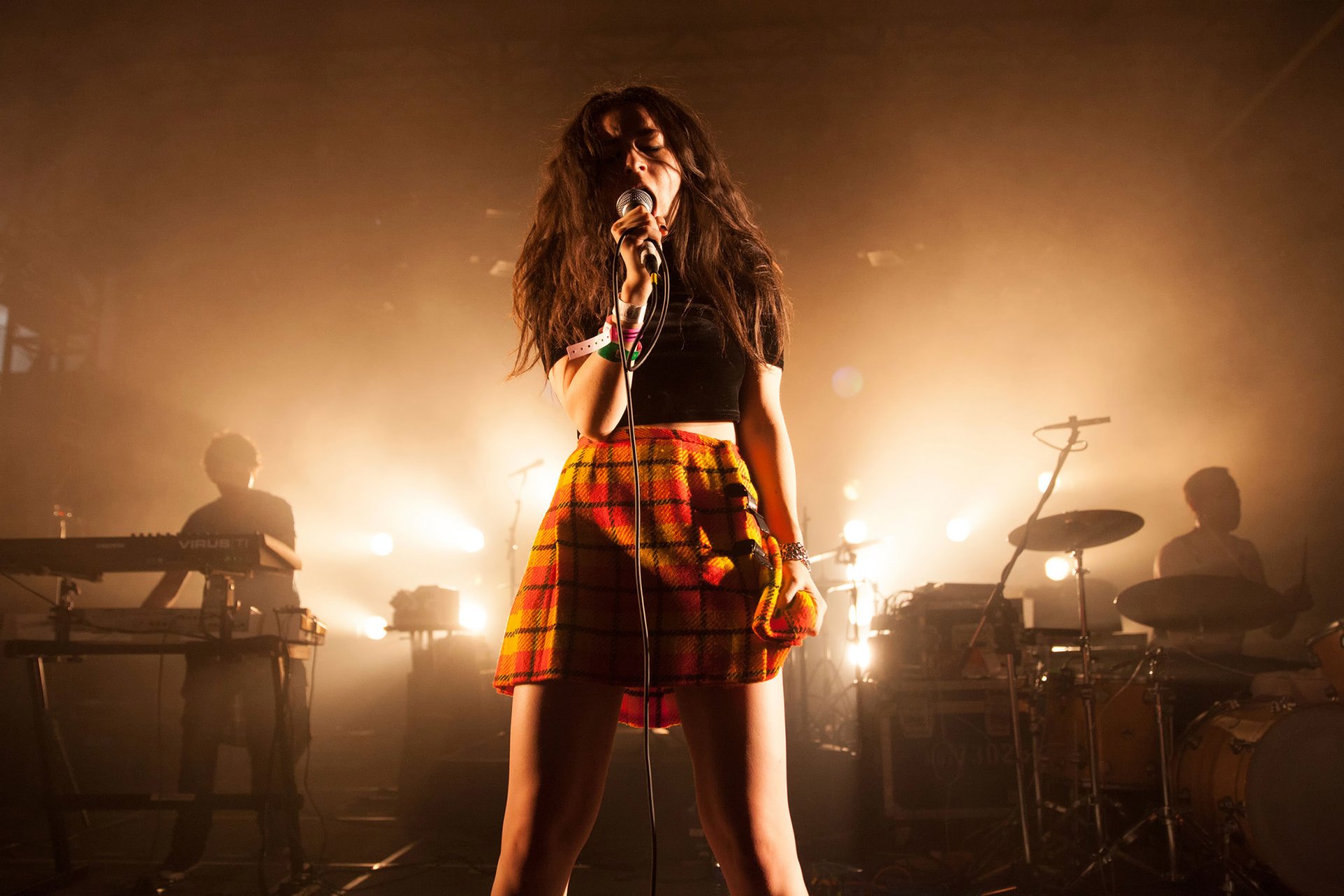 charli xcx charlotte emma aitchison charlotte emma aitchison cantante cantautrice britannica synth-pop scena