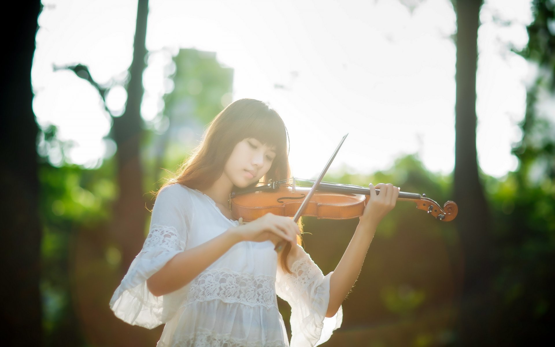 girl asian violin music