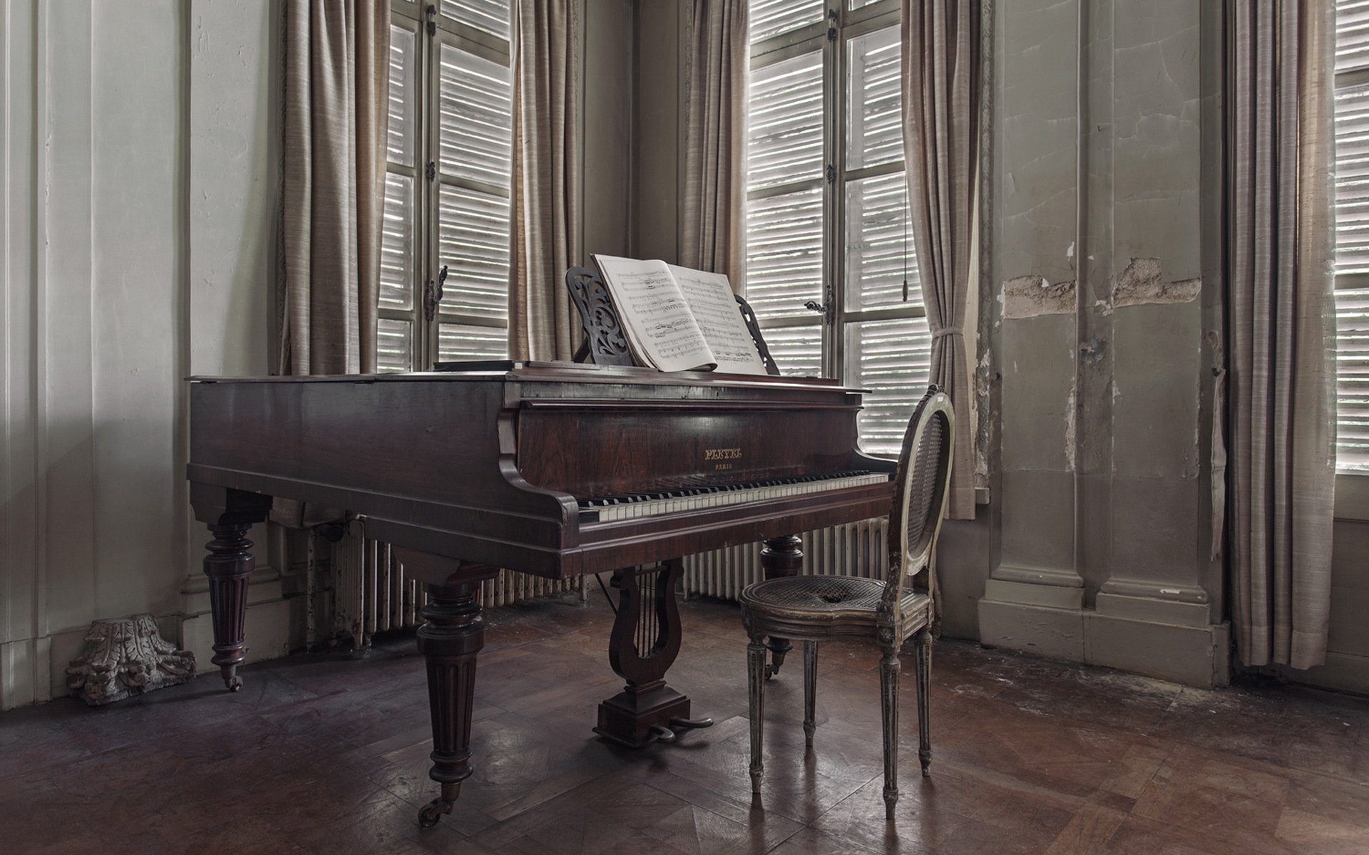 habitación piano música