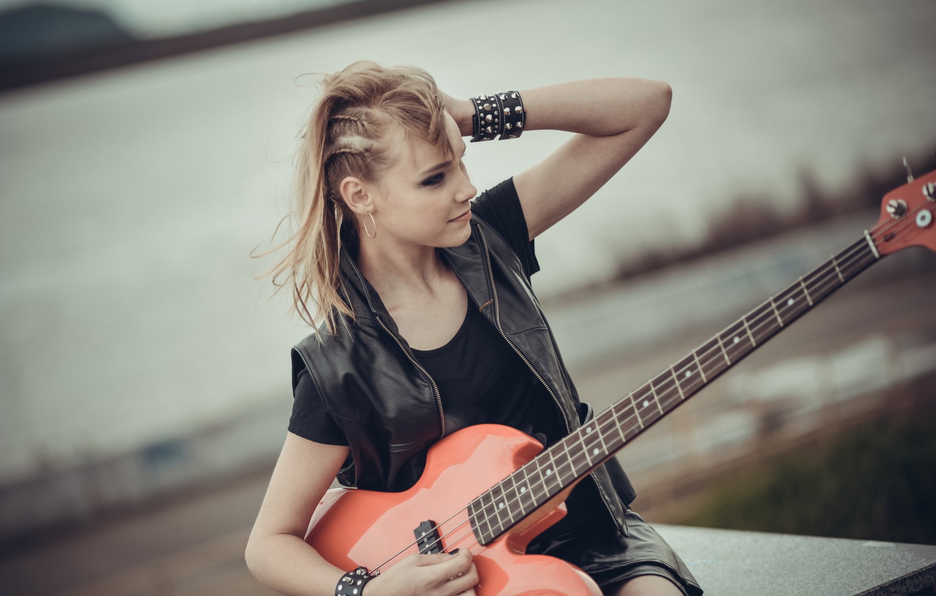 chica guitarra música