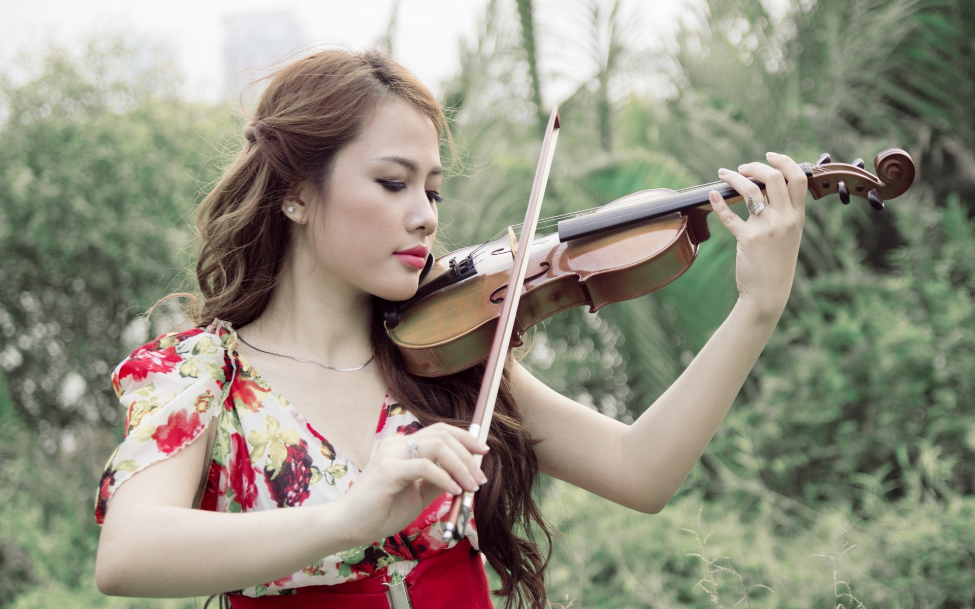 fille asiatique violon musique