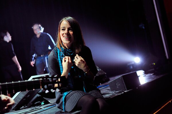 Cantante alizee jacotey sul palco