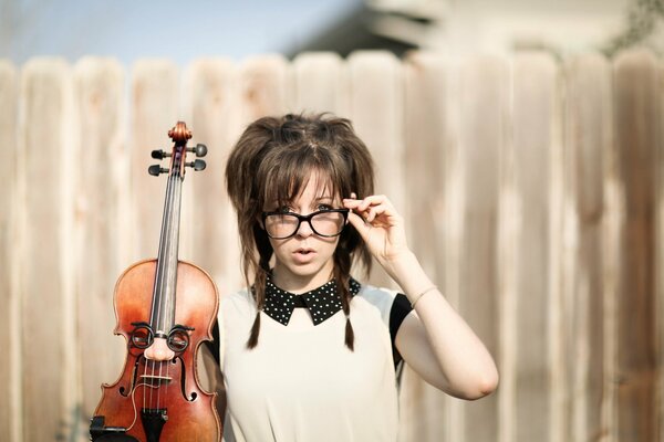 La belleza de Lindsay Stirling y el violín