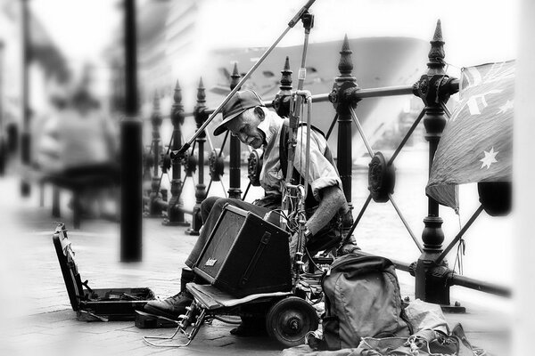 Street musician in the city