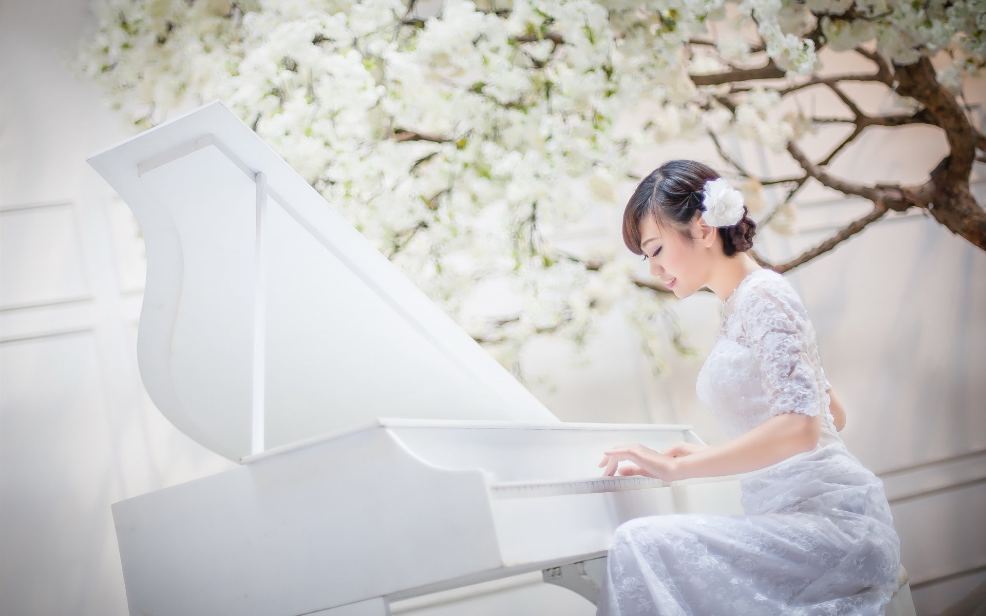 fille asiatique piano musique