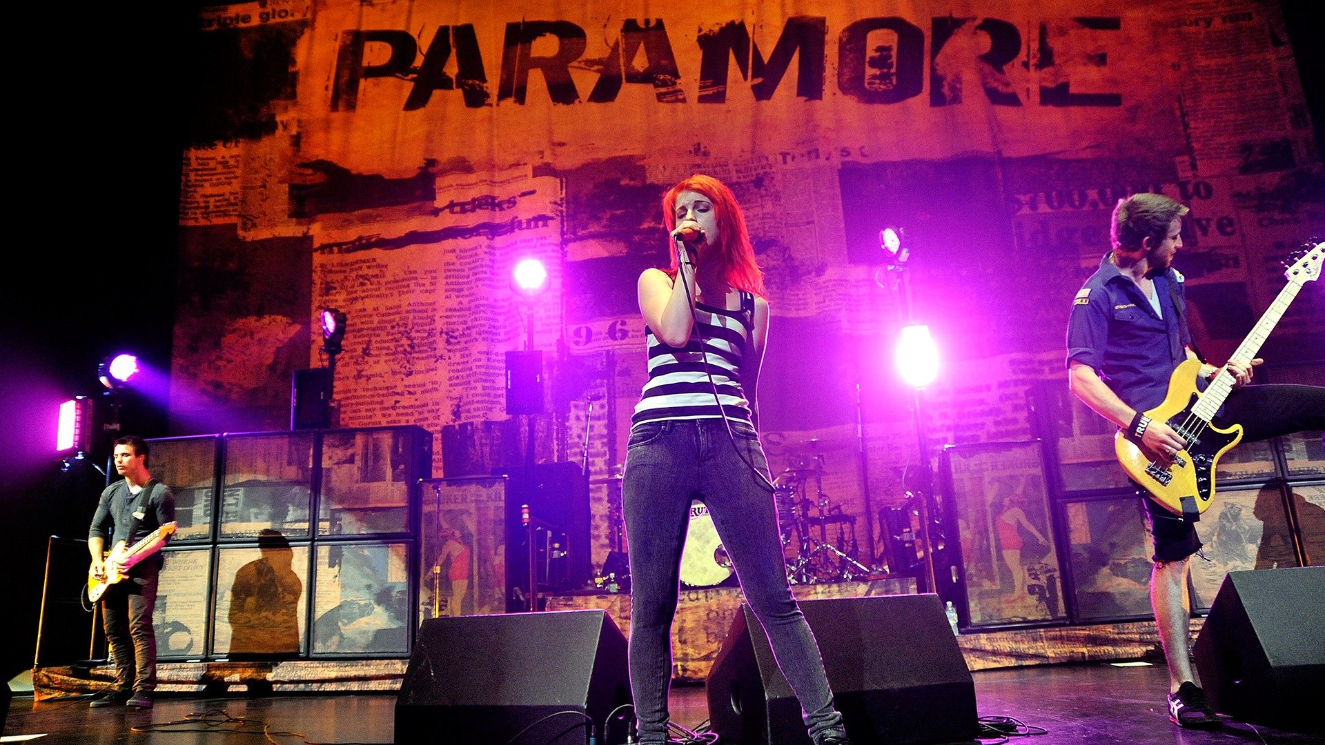 paramore pop rock music haley williams josh farro jeremy davis concert