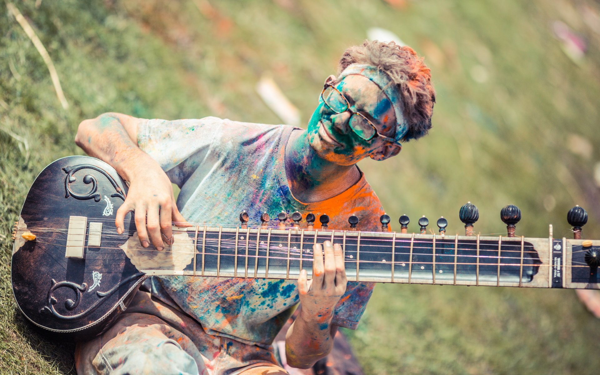 festival of colors spanish folk music sitar