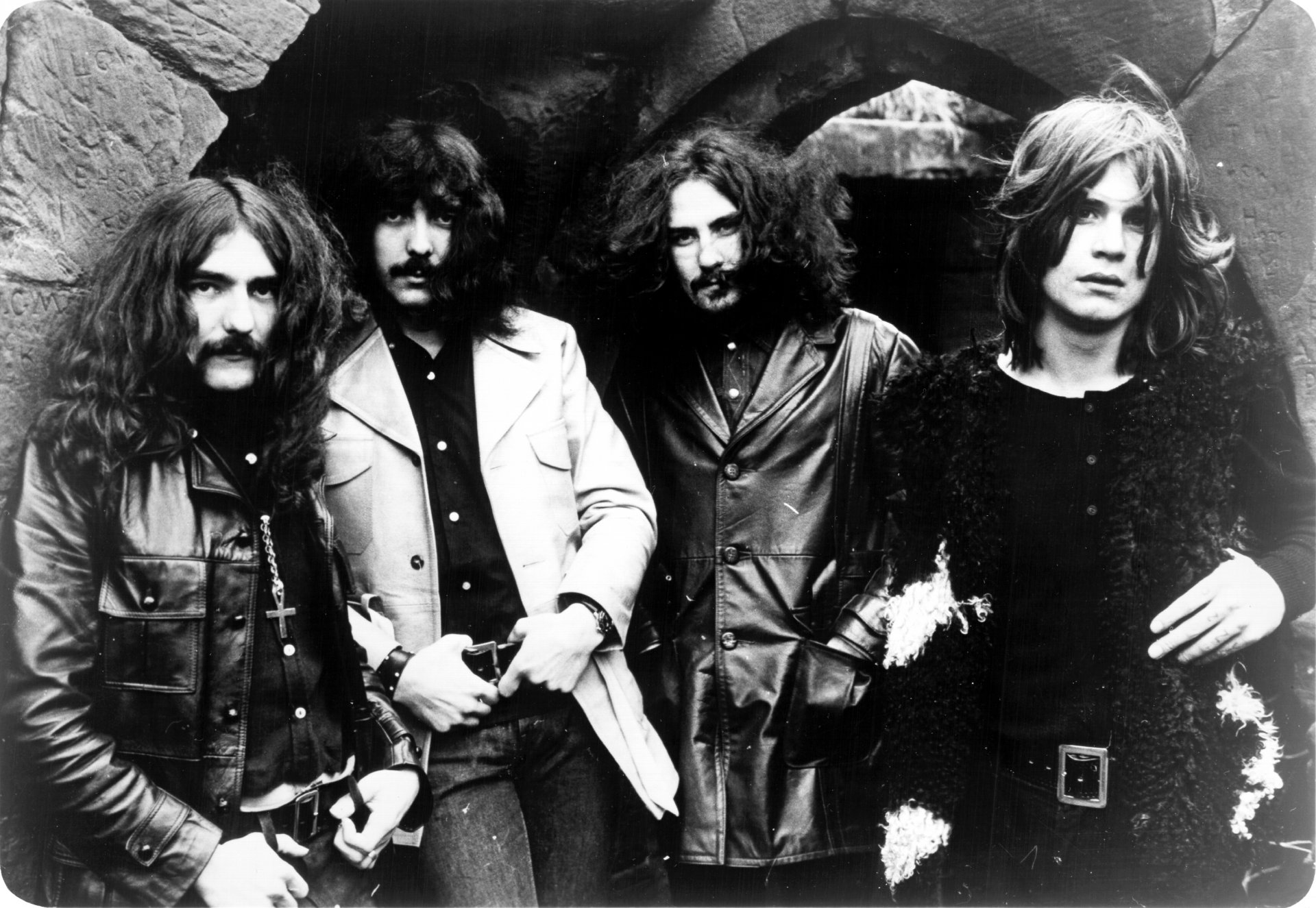 black sabbath rock metalli pesanti bill ward ozzy osbourne tony iommi maggiordomo strano