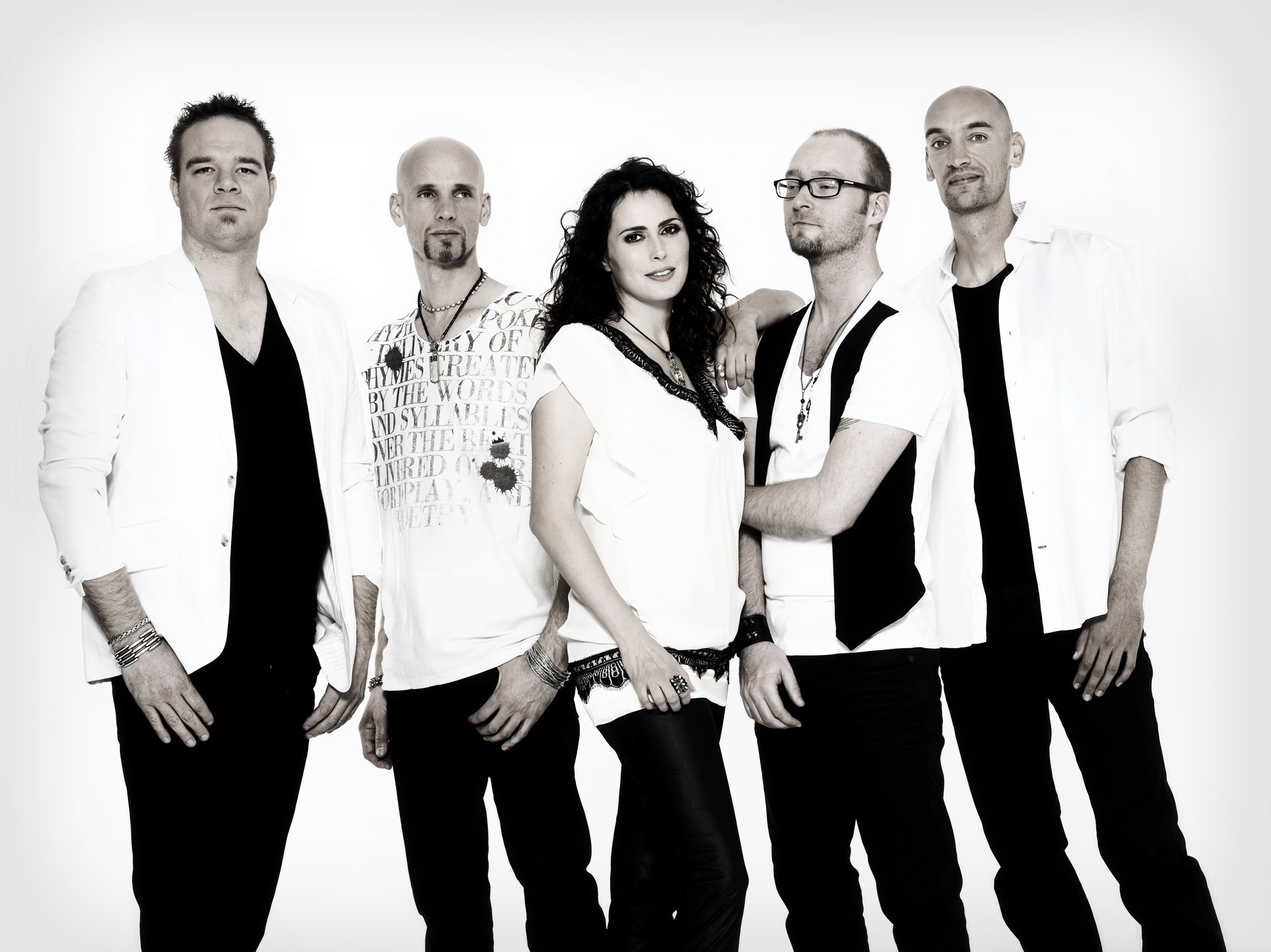 within temptation sharon den adele robert westerholt robert westerholt banda vocalista