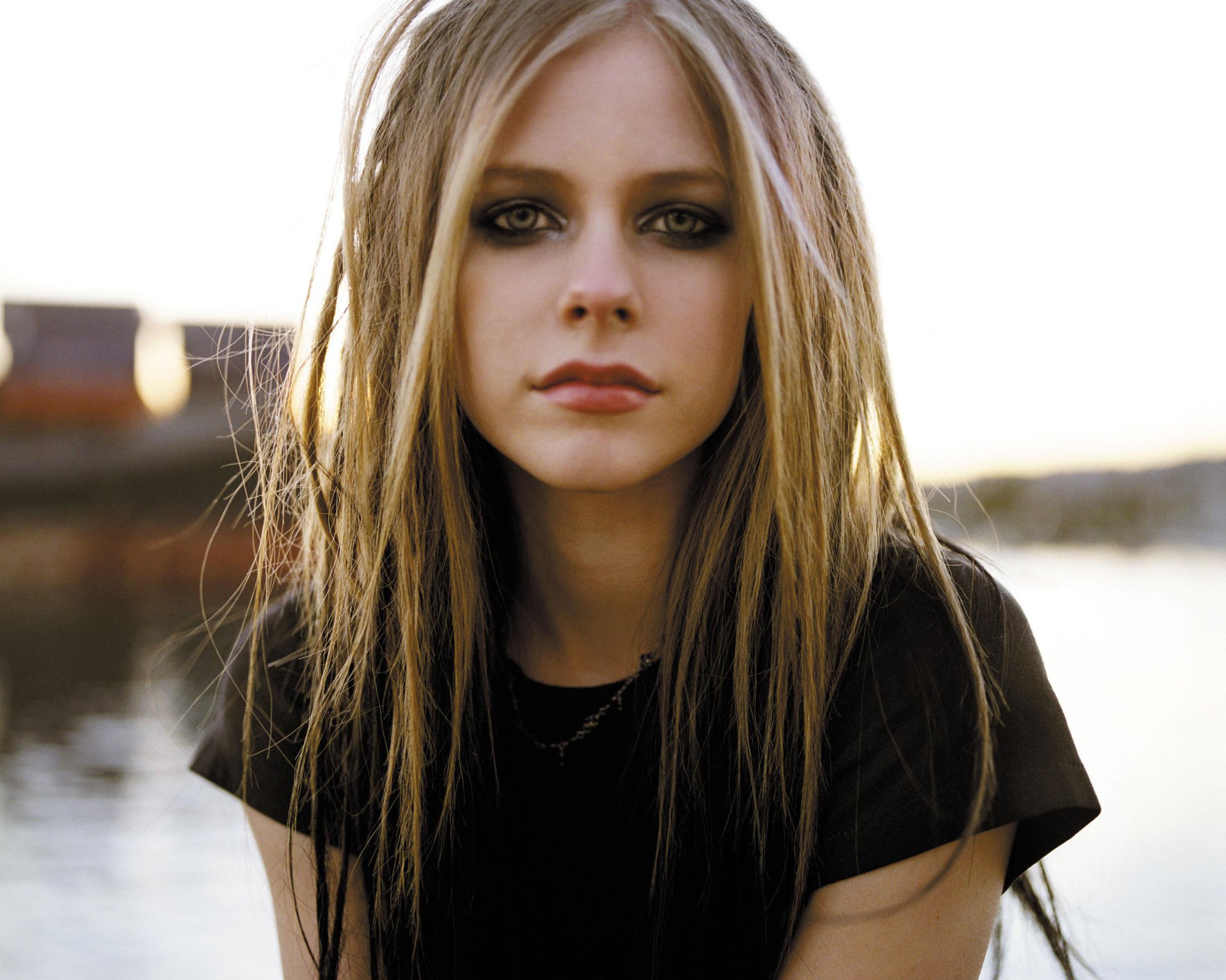 avril lavigne avril lavigne fille vue eau coucher de soleil