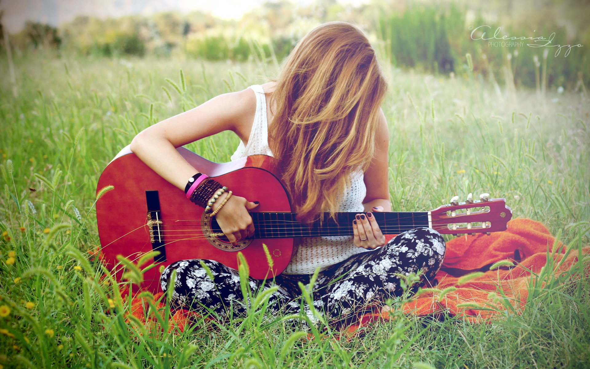 ragazza chitarra musica