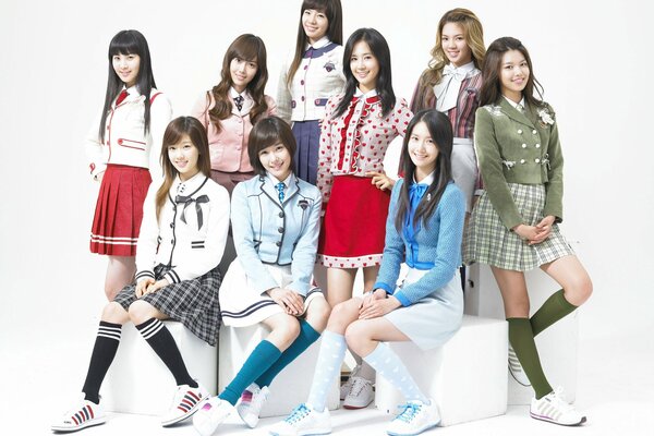 Les membres du groupe de filles Sud-coréen Girl s Generation»