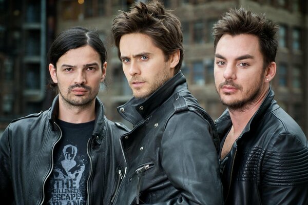 Thirty seconds to mars totalmente en negro