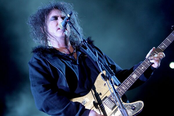 Musik ist ein Heilmittel. Robert Smith