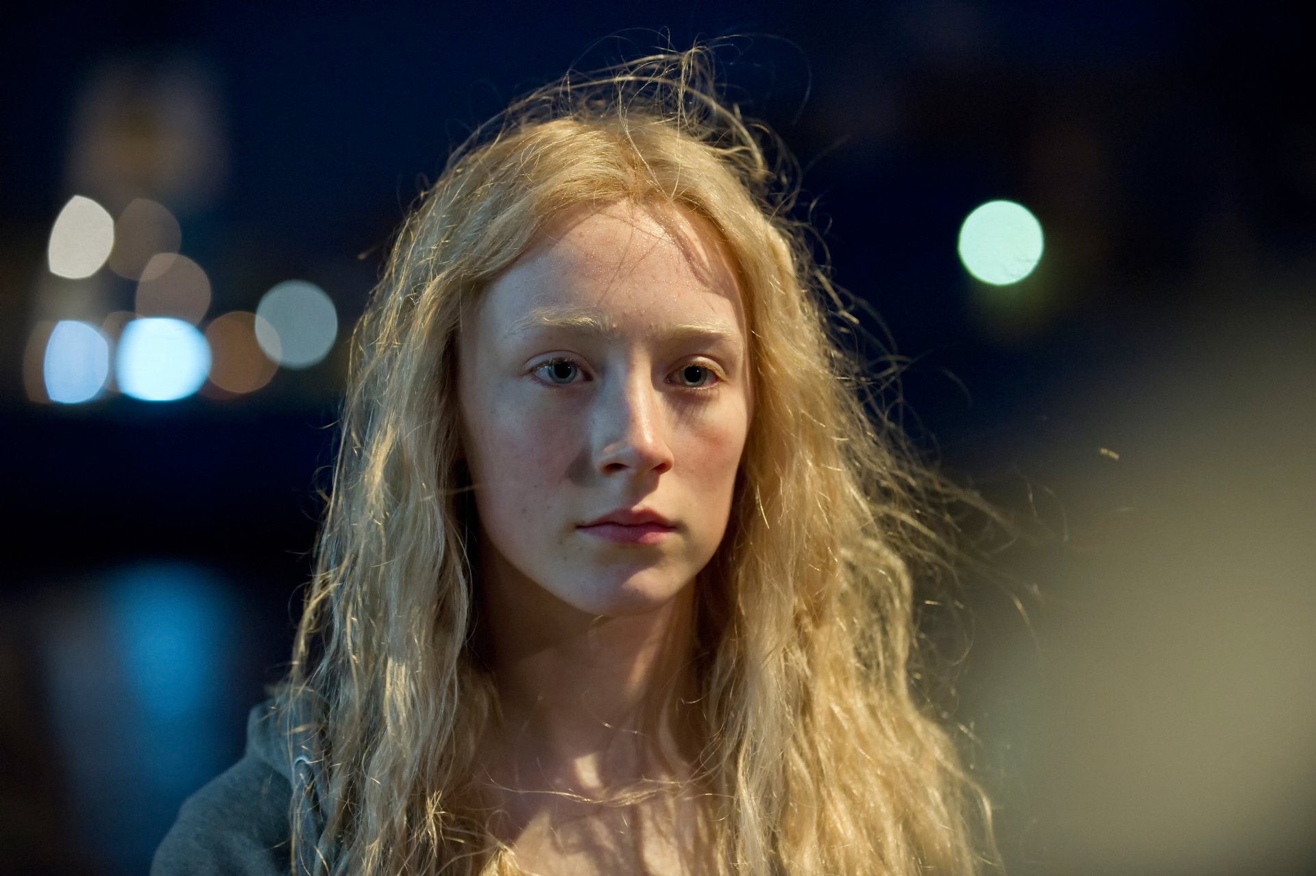 hannah l arma perfetta saoirse ronan