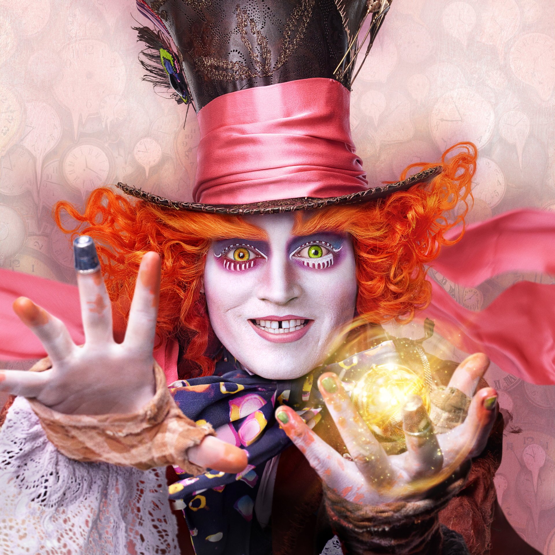 Alice through the Looking Glass 2016 Johnny Depp the mad Hatter