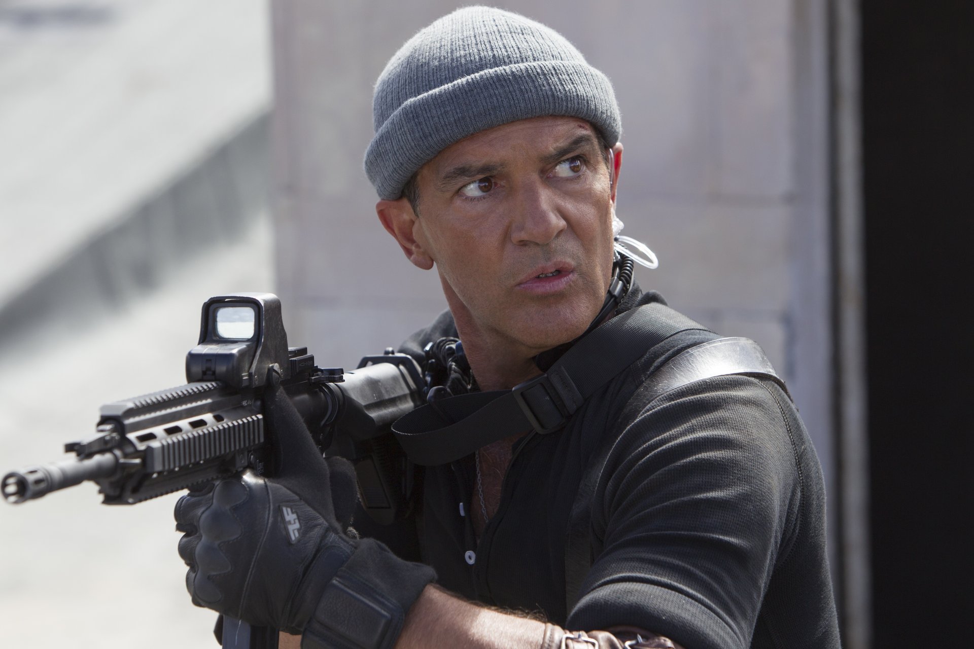 expendables 3 galgo antonio banderas cappello armi