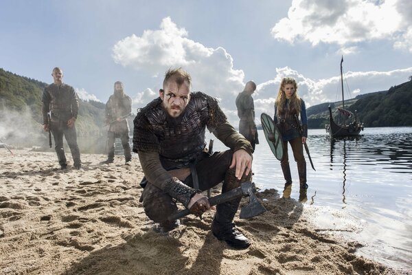 Serie de televisión vikingos fotos de personajes sobre el terreno