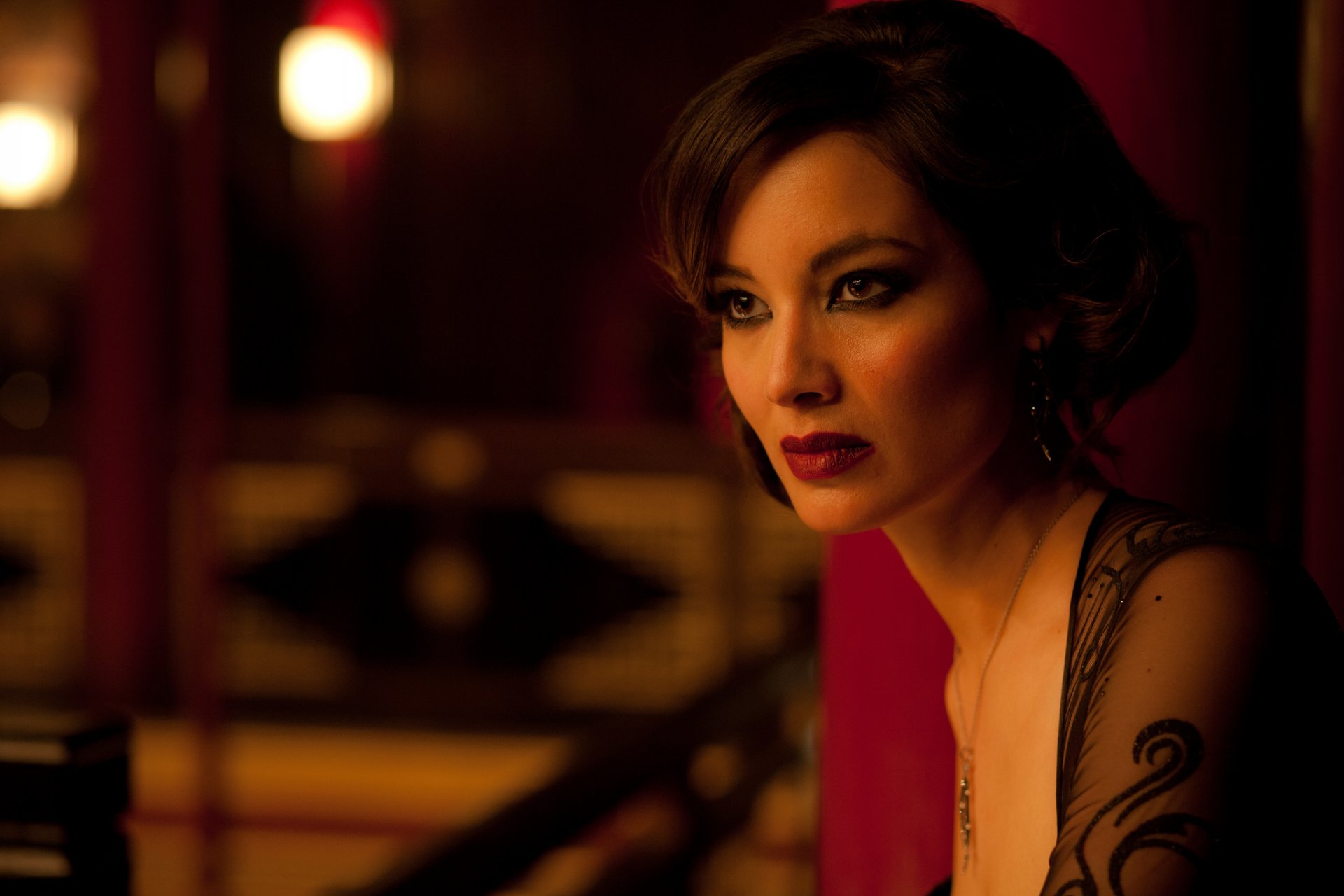 kyfall 007 coordenadas skyfall berenice marlo actriz mirada