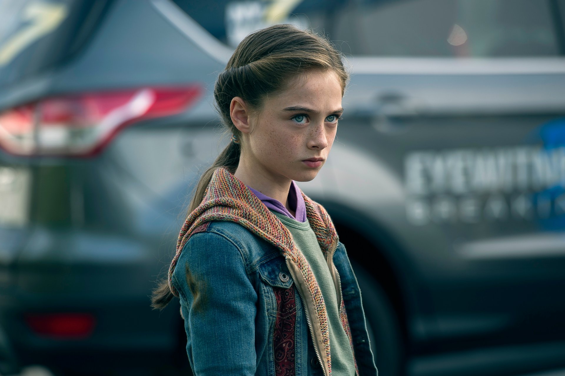 raffey cassidy nel film terra del futuro tomorrowland