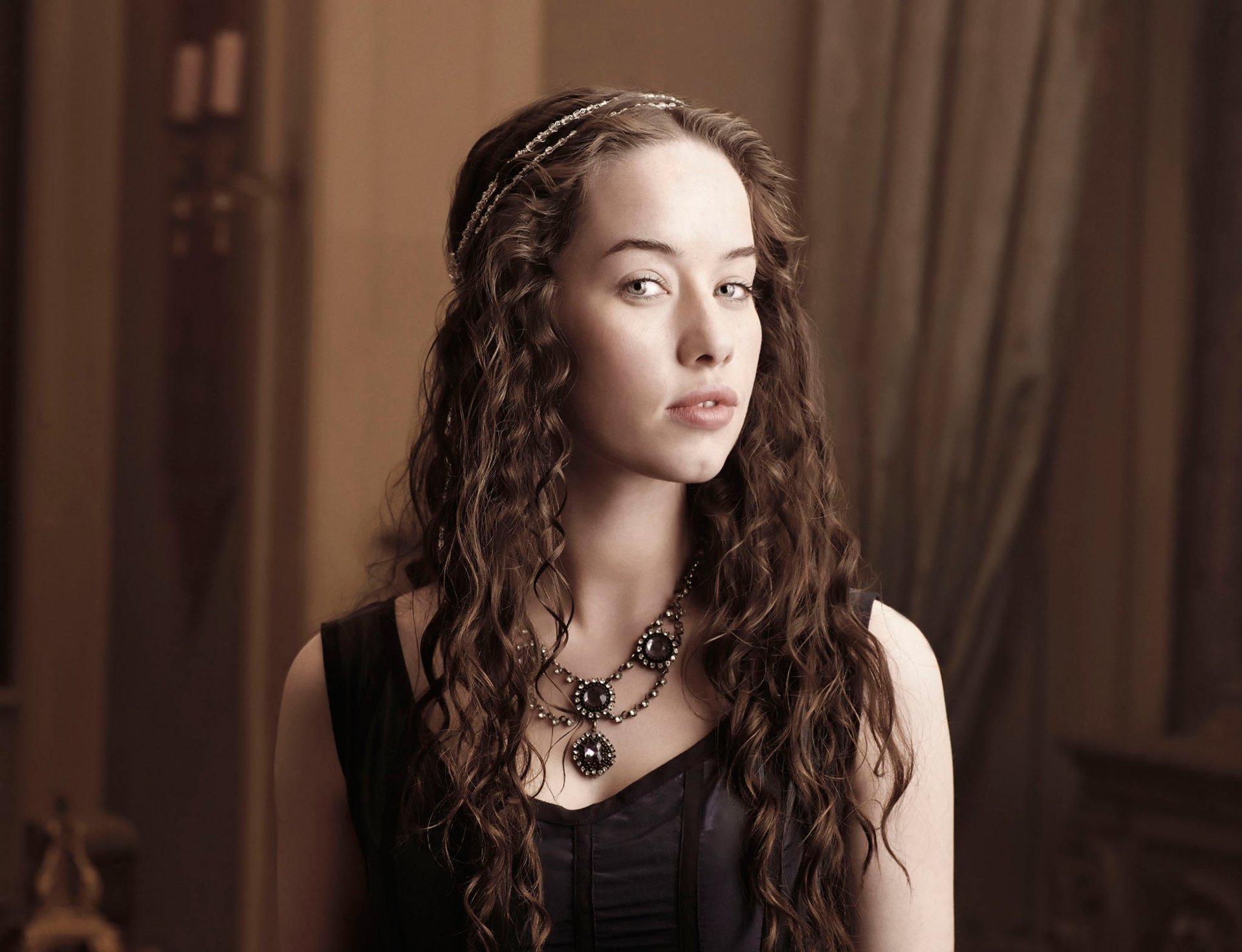 dominación reino promo anna popplewell